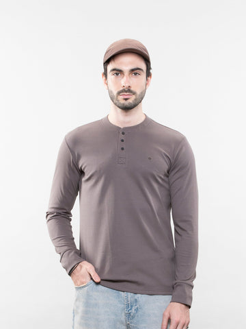 The henley tee