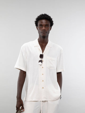 Short-sleeve linen shirt