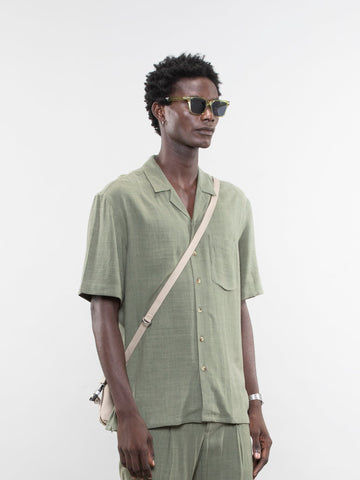 Short-sleeve linen shirt